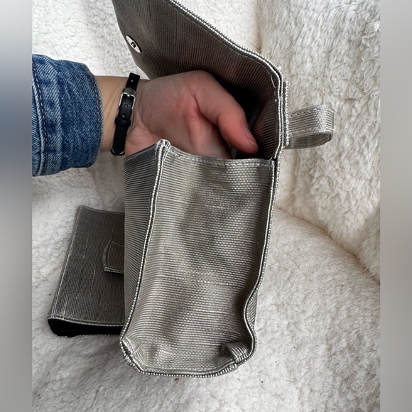 Lancome Silver Makeup / Cosmetics Bag / Mirrored Insert - Picture 5 of 12